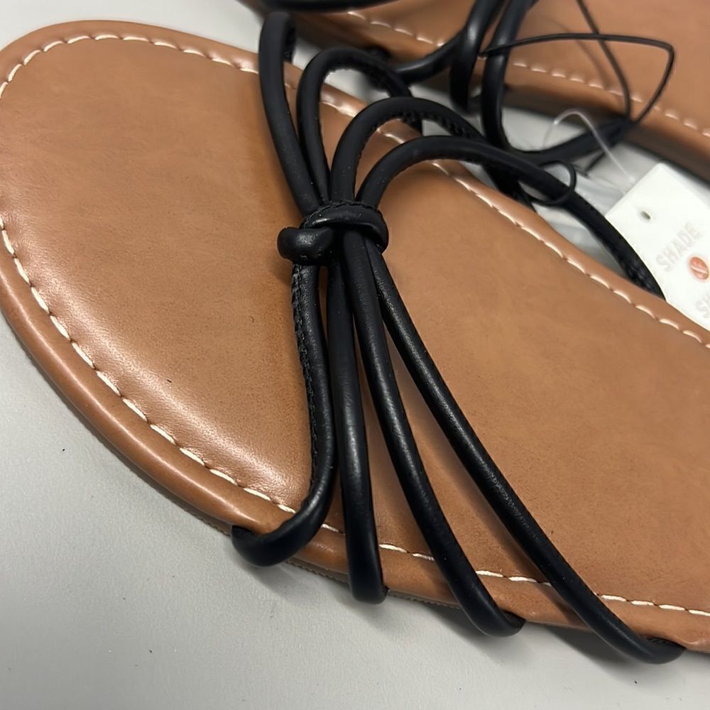 Sandals - Picture 3 of 4